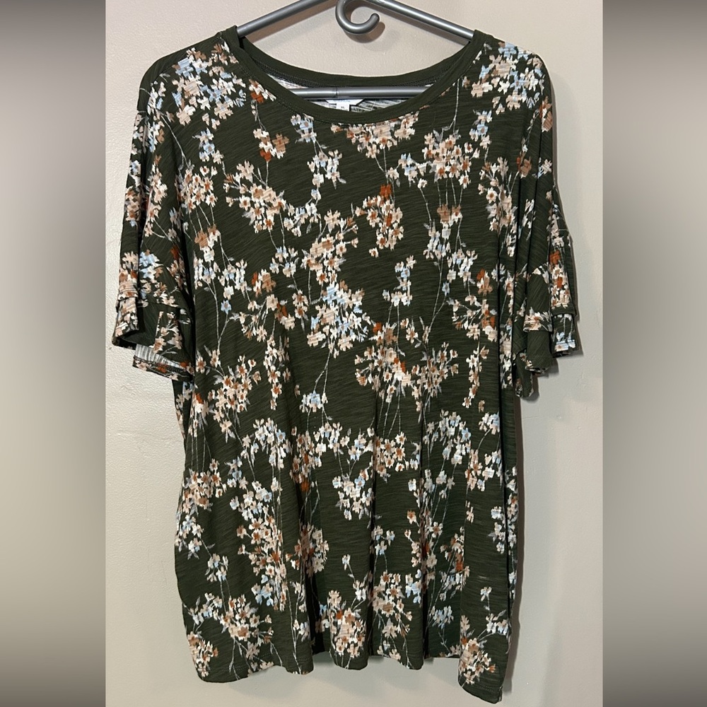 Time and Tru Tiered Flutter Sleeve Top